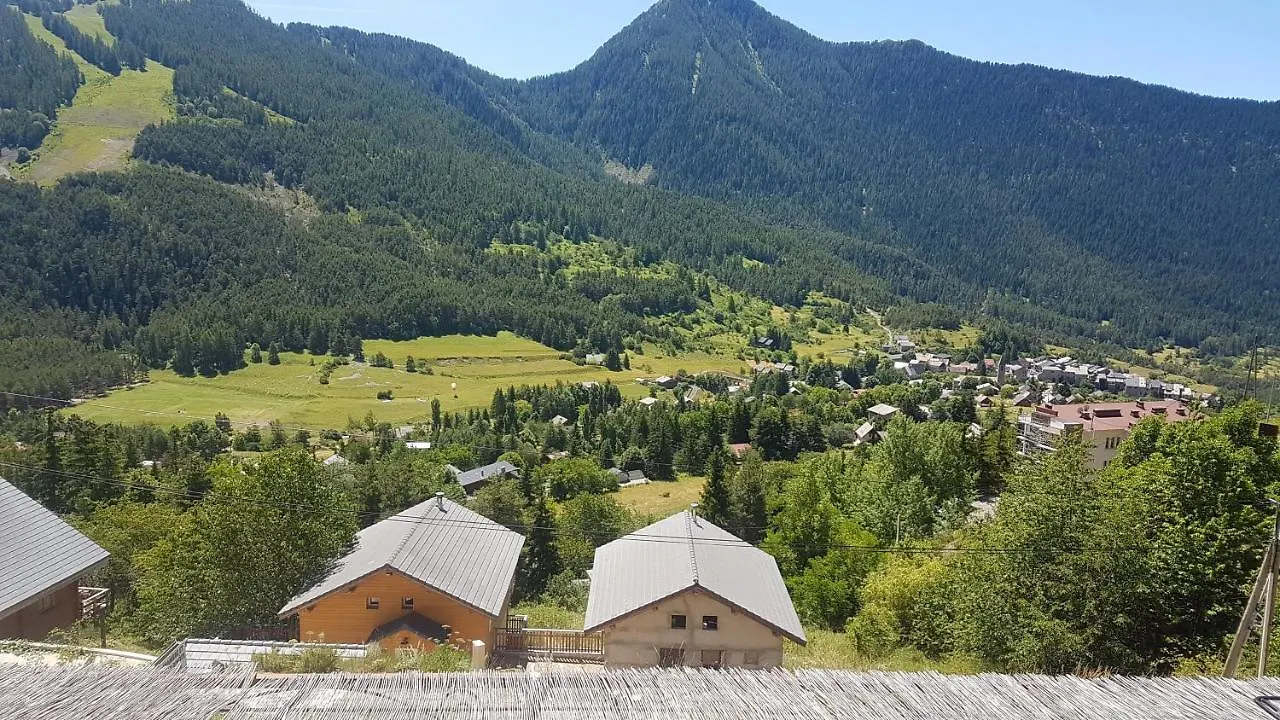 Chambres D'Hotes Le Grand Chalet Valdeblore 0*,  France